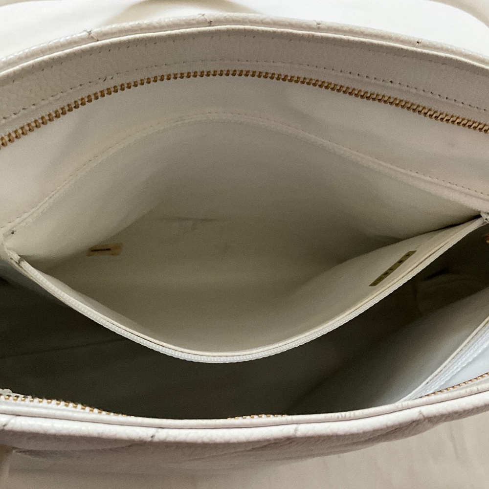 CHANEL Vintage Caviar Chevron V Stitch Shoulder Bag Tote White - Picture 12 of 16